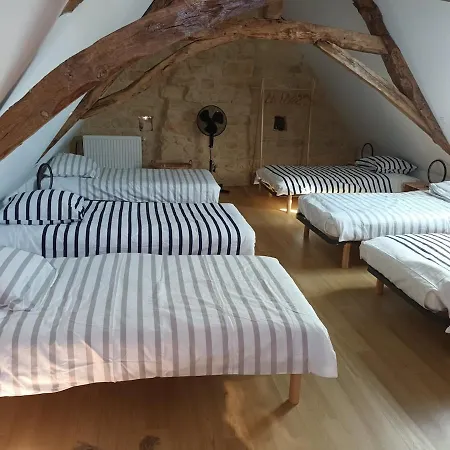 Avec Piscine بيت للعطل *